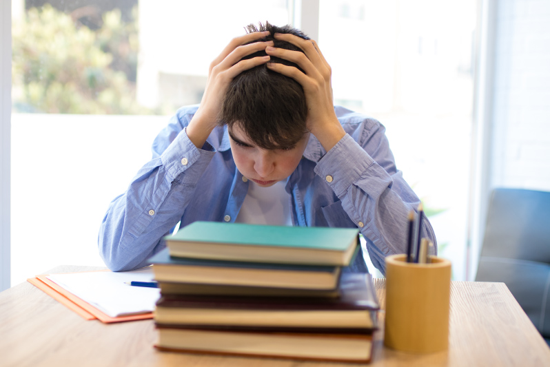 support to help struggling readers